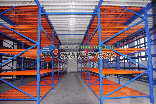 蘇州貨架閣樓貨架安裝現(xiàn)場